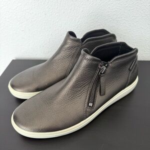 Ecco Leather Women's Soft 7 Low Zip Booties Sneakers in Pewter